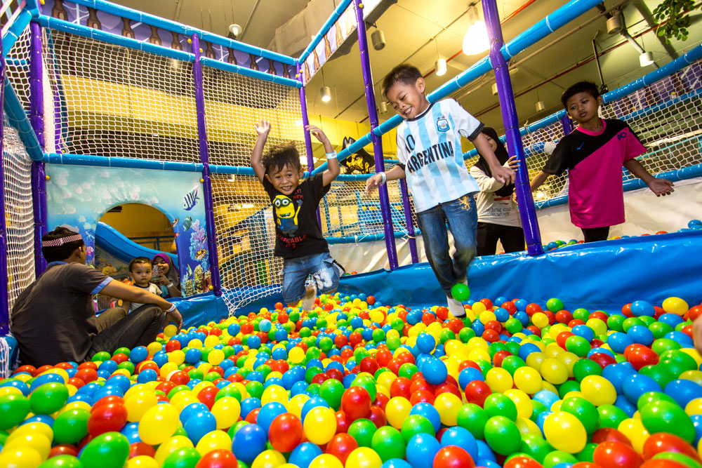 Tiram Indoor Water Park